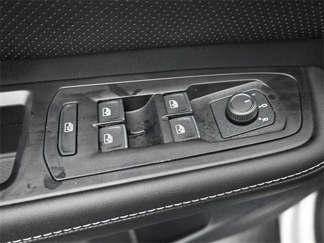 New 2026 Volkswagen Atlas SE image 13