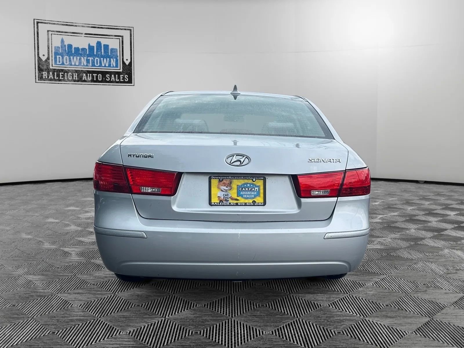Used 2010 Hyundai Sonata GLS image 7
