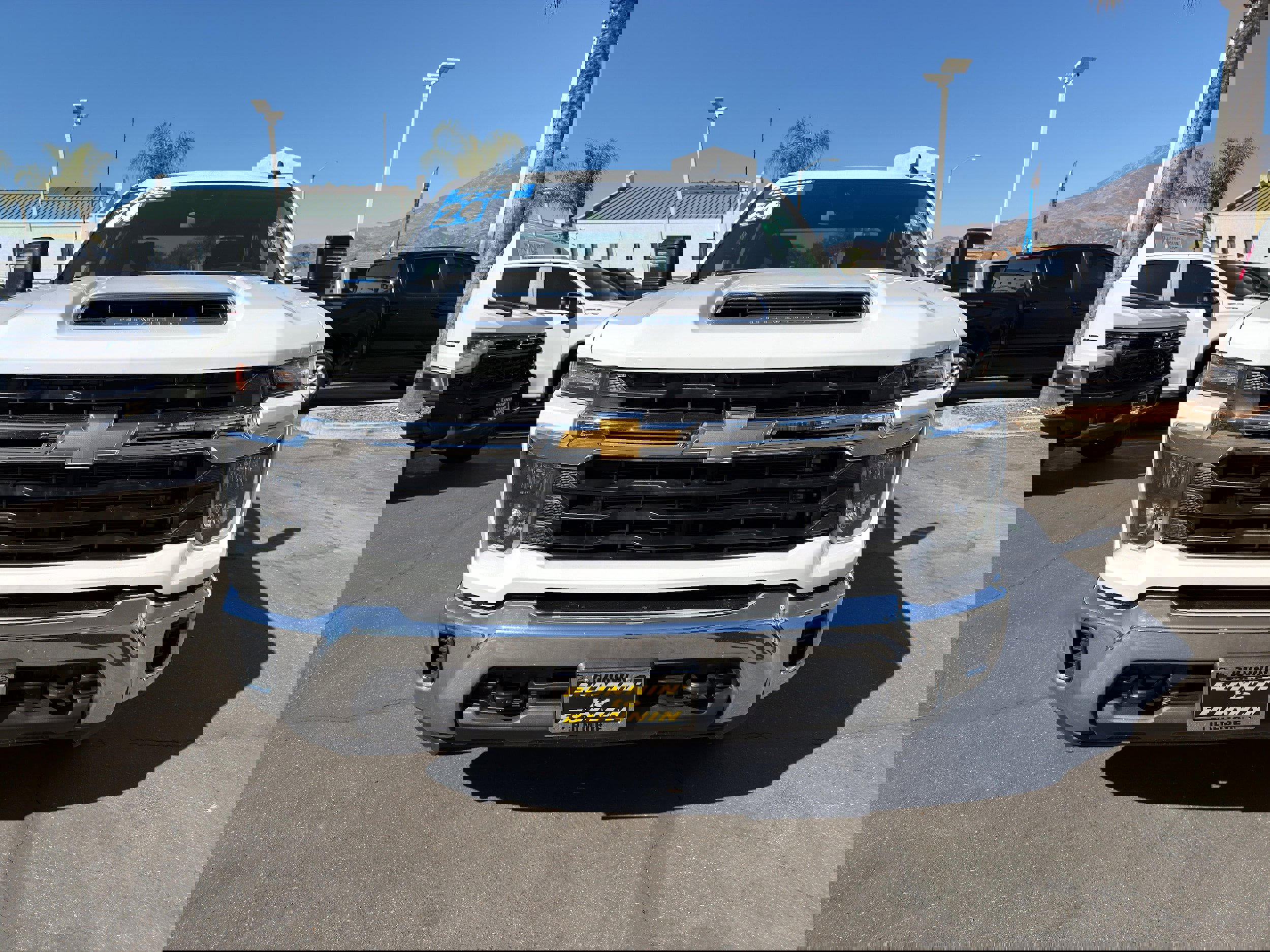 Used 2024 Chevrolet Silverado 2500 LT image 3