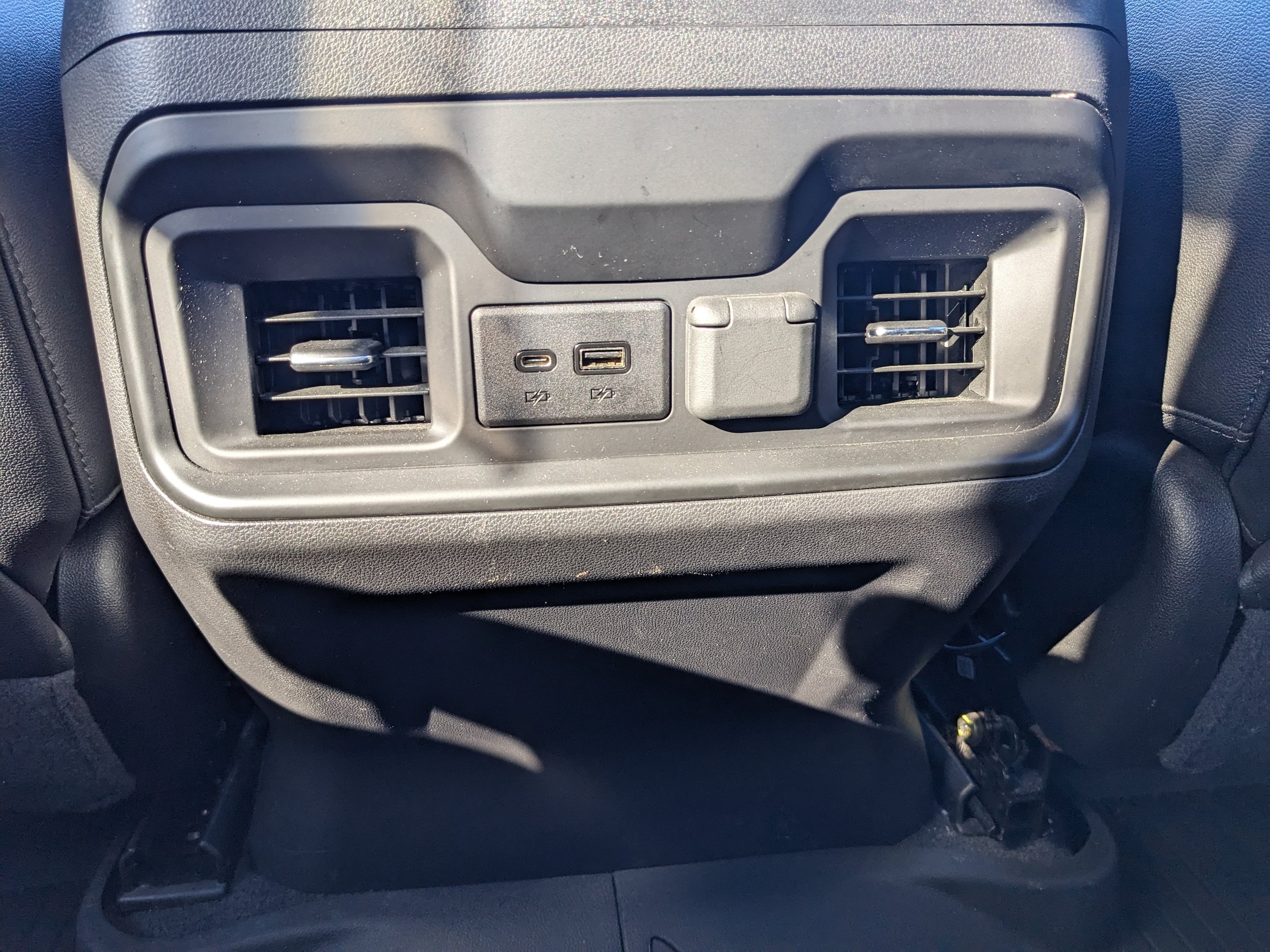 Used 2021 Chevrolet Silverado 1500 LT Trail Boss w/ Convenience Package II AWD/4WD image 43