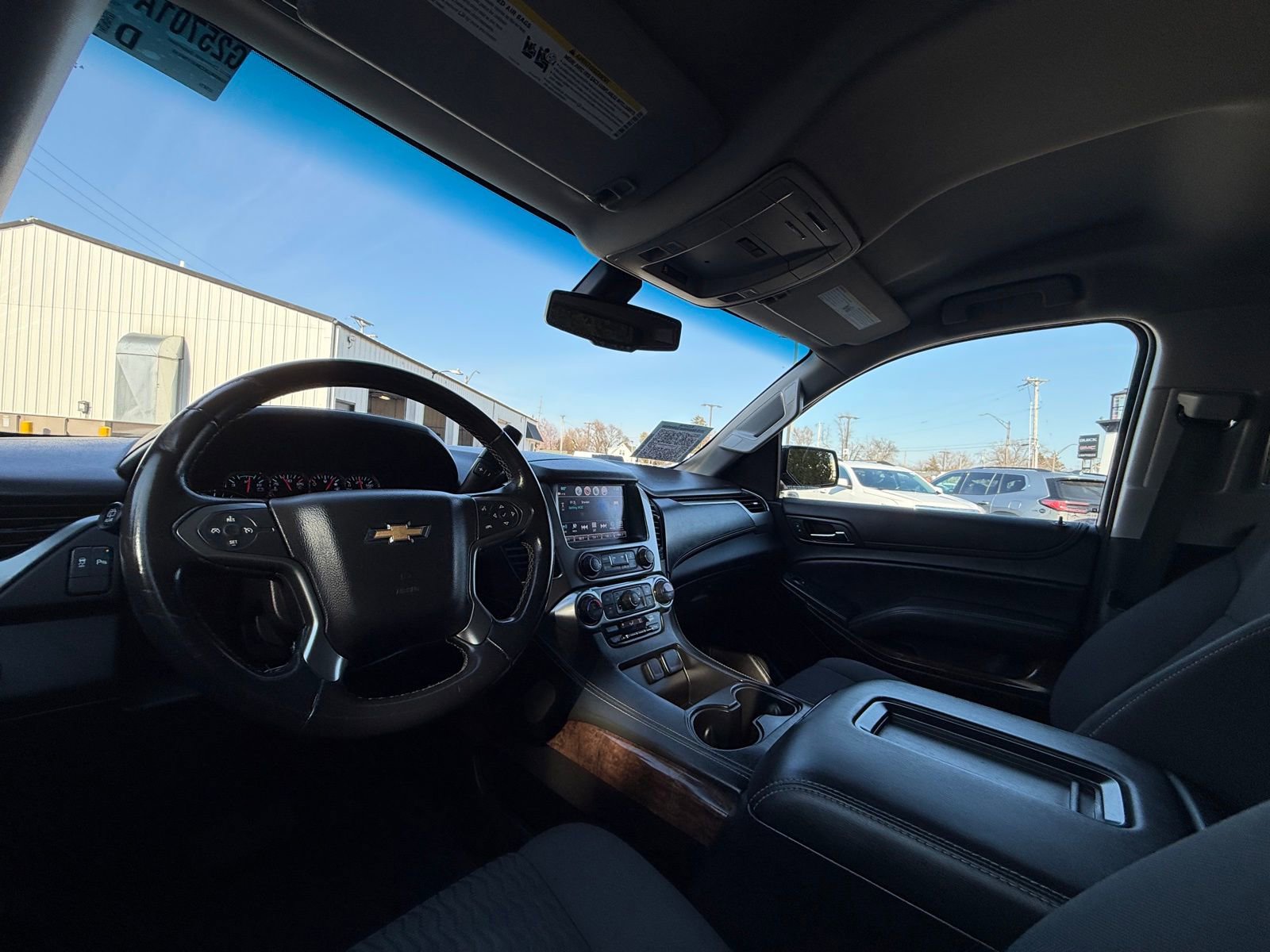 Used 2019 Chevrolet Suburban LS image 17