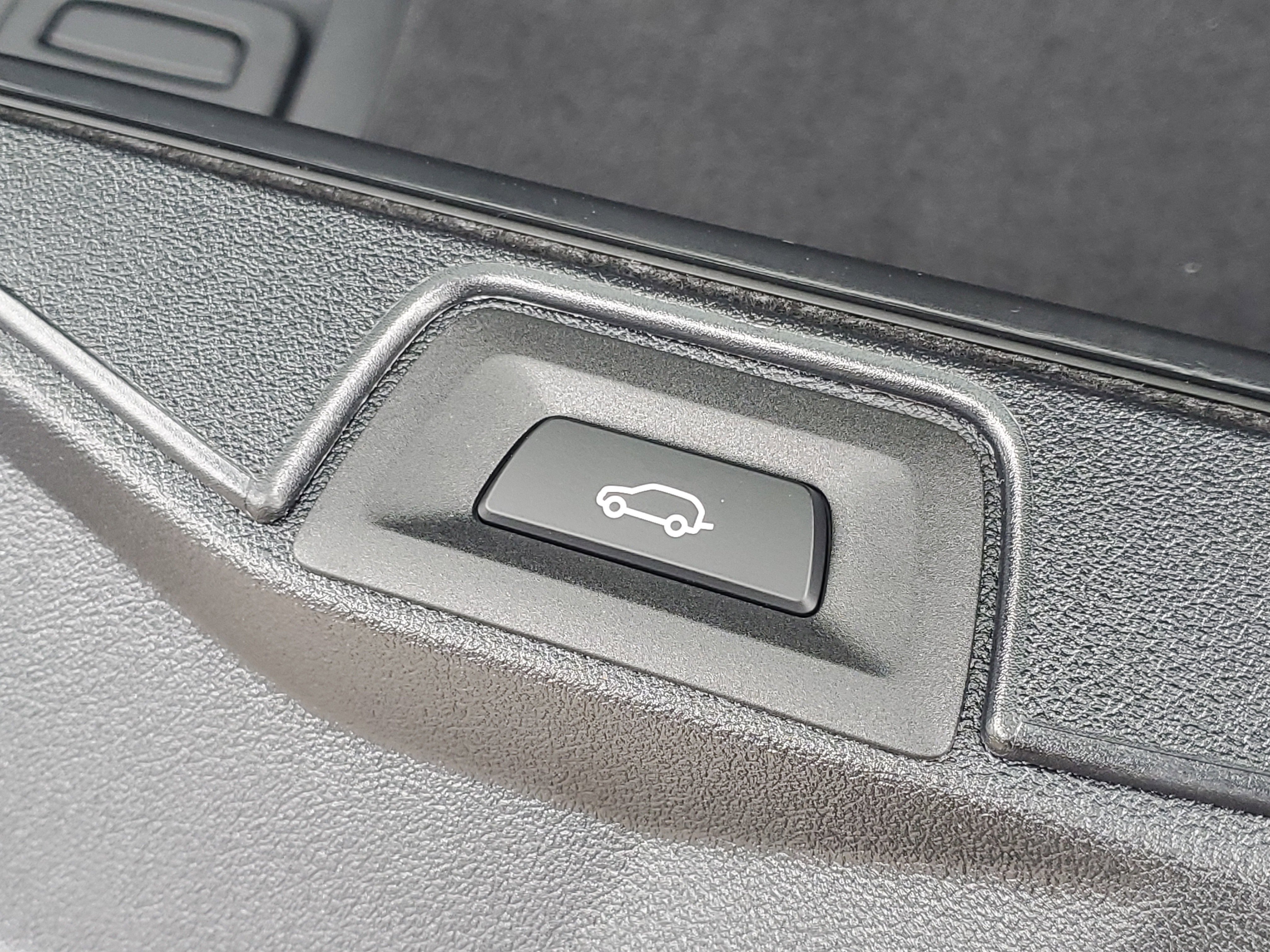 New 2026 BMW X5 xDrive40i w/ M Sport Package image 27