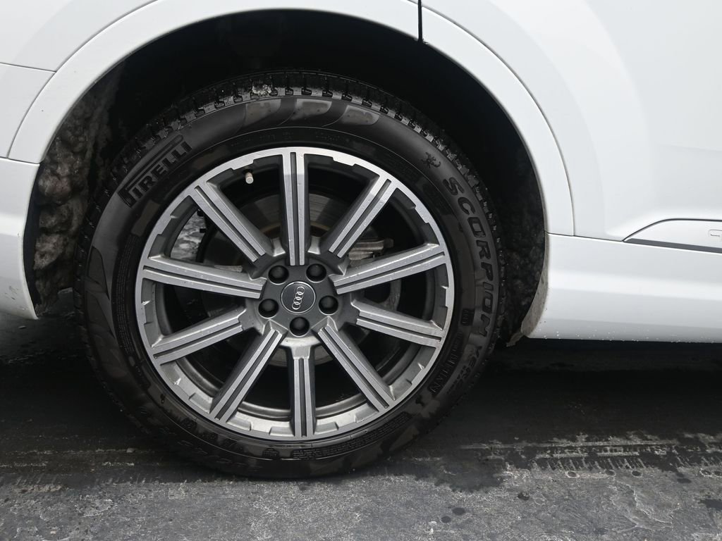 Used 2019 Audi Q7 3.0T Premium Plus w/ Premium Plus Package image 33