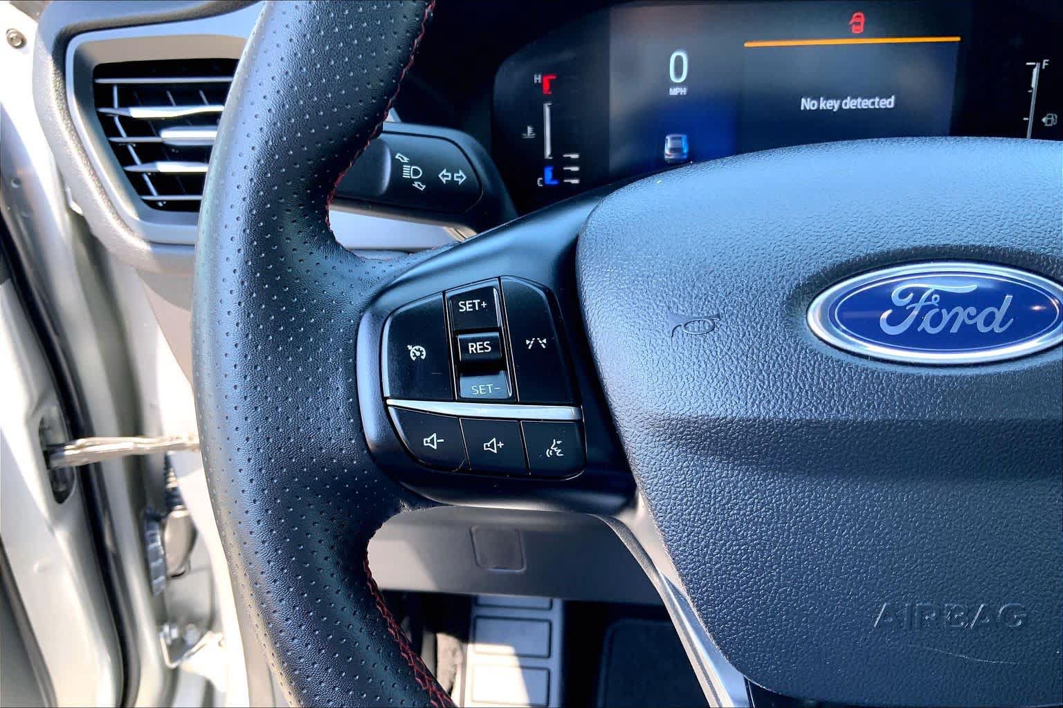 Used 2024 Ford Escape ST-Line AWD/4WD image 20