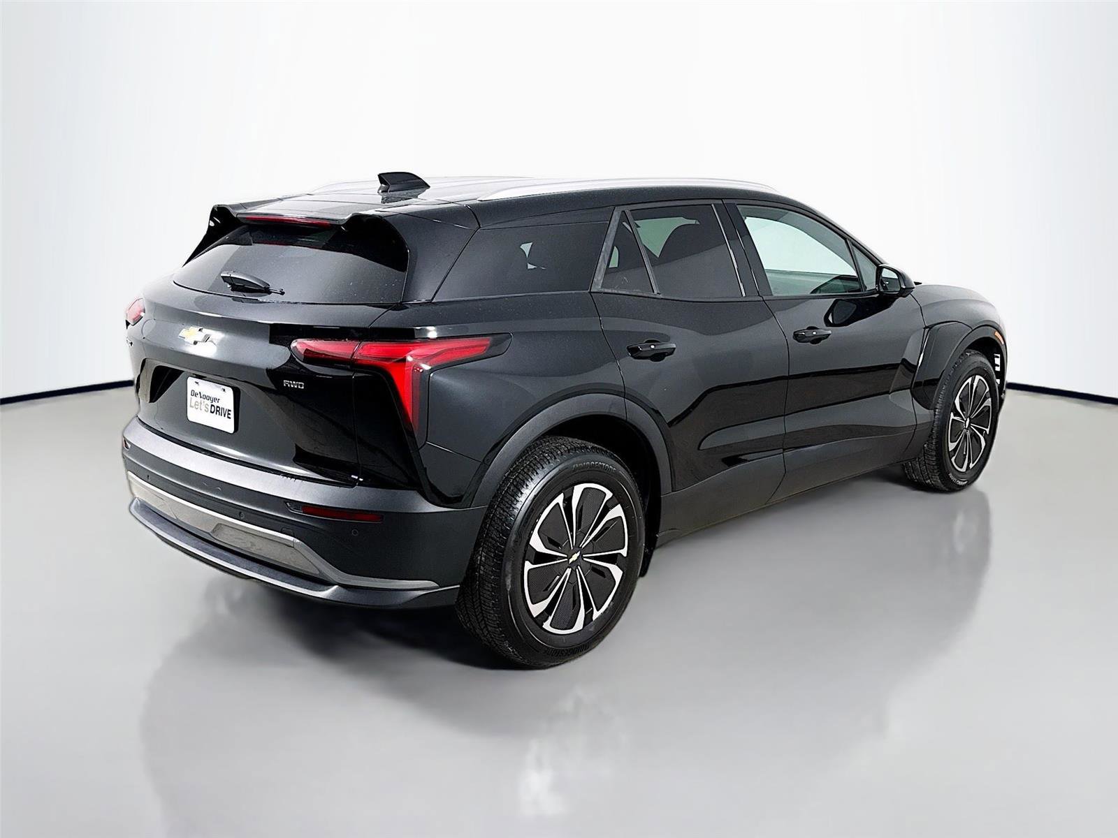 Used 2024 Chevrolet Blazer EV LT image 8