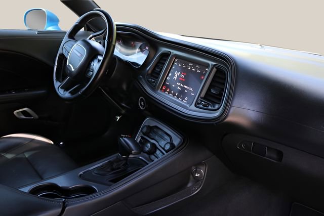 Used 2023 Dodge Challenger SXT w/ Plus Package image 15