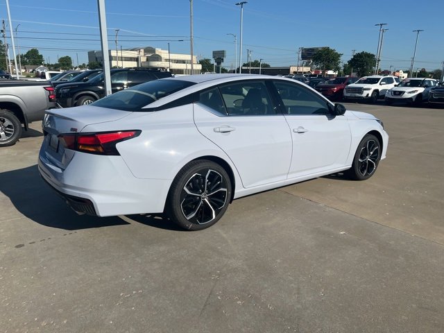 New 2025 Nissan Altima 2.5 SR image 4