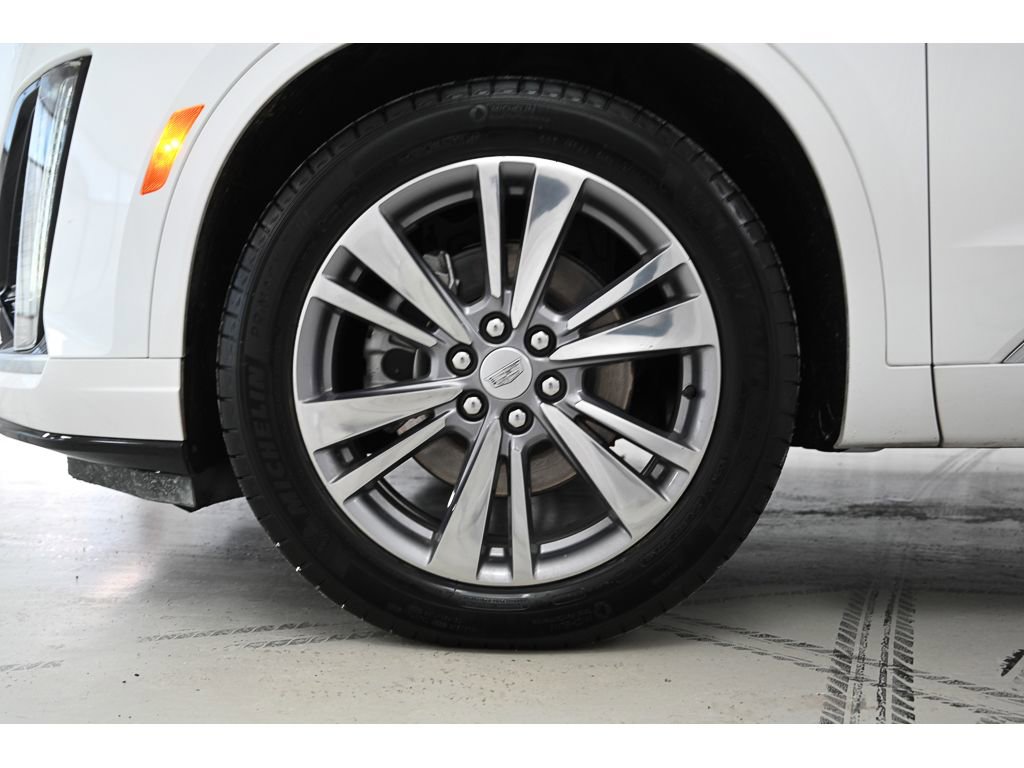 Certified 2025 Cadillac XT6 Premium Luxury image 23