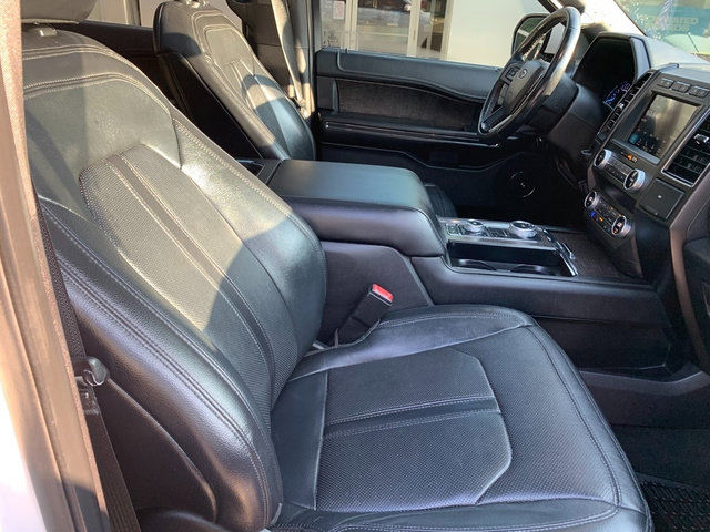 Used 2019 Ford Expedition Limited w/ Equipment Group 302A AWD/4WD image 10