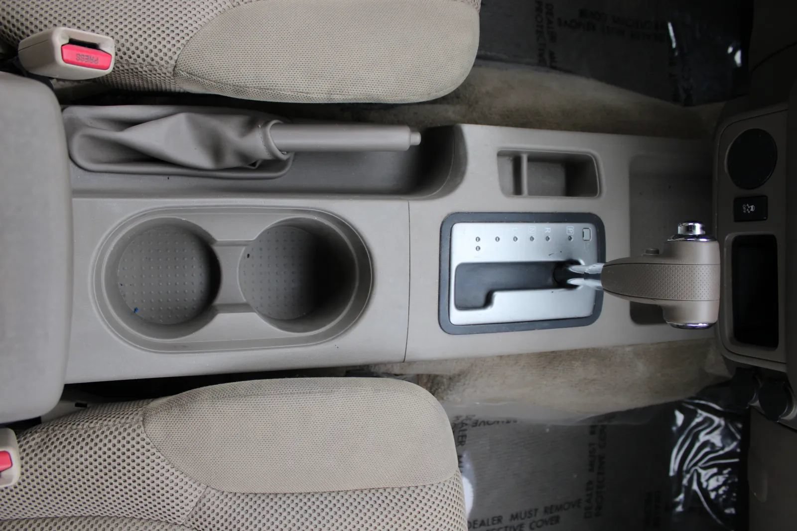 Used 2015 Nissan Frontier SV RWD image 9