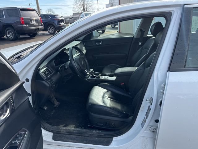 Used 2017 Kia Optima EX image 9