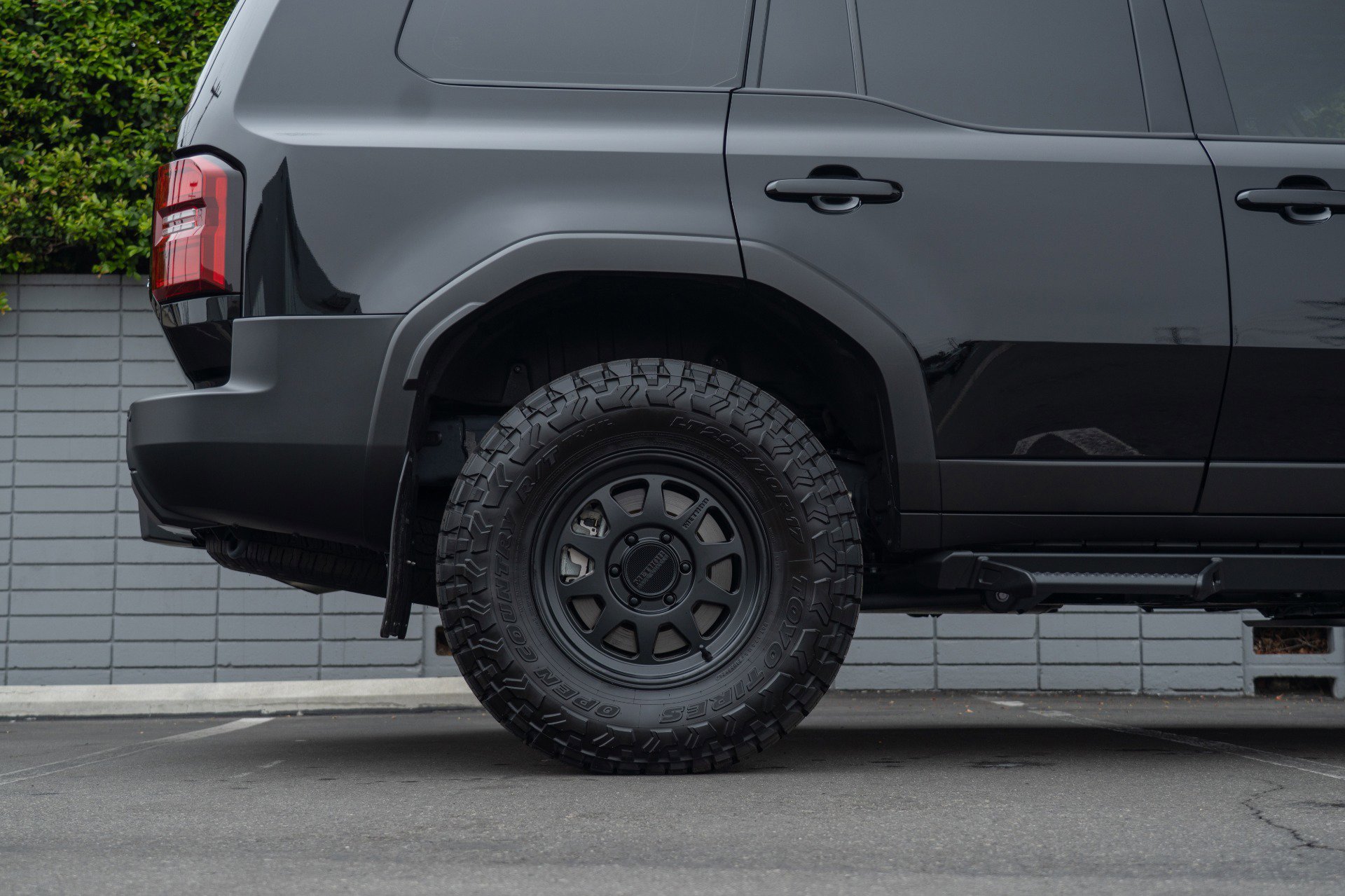 Used 2024 Toyota Land Cruiser image 21