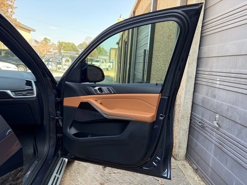 Used 2019 BMW X5 xDrive40i w/ Convenience Package image 31