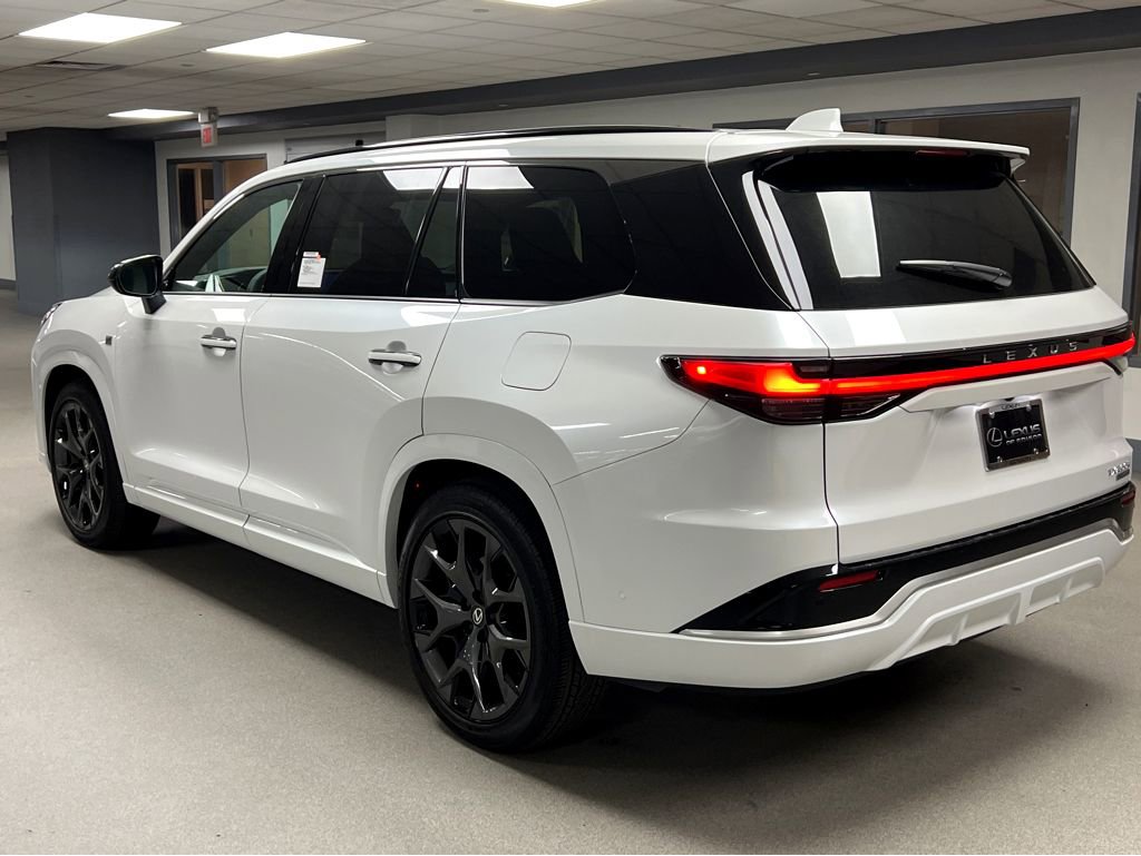 New 2026 Lexus TX 500h AWD w/ Technology Package image 5