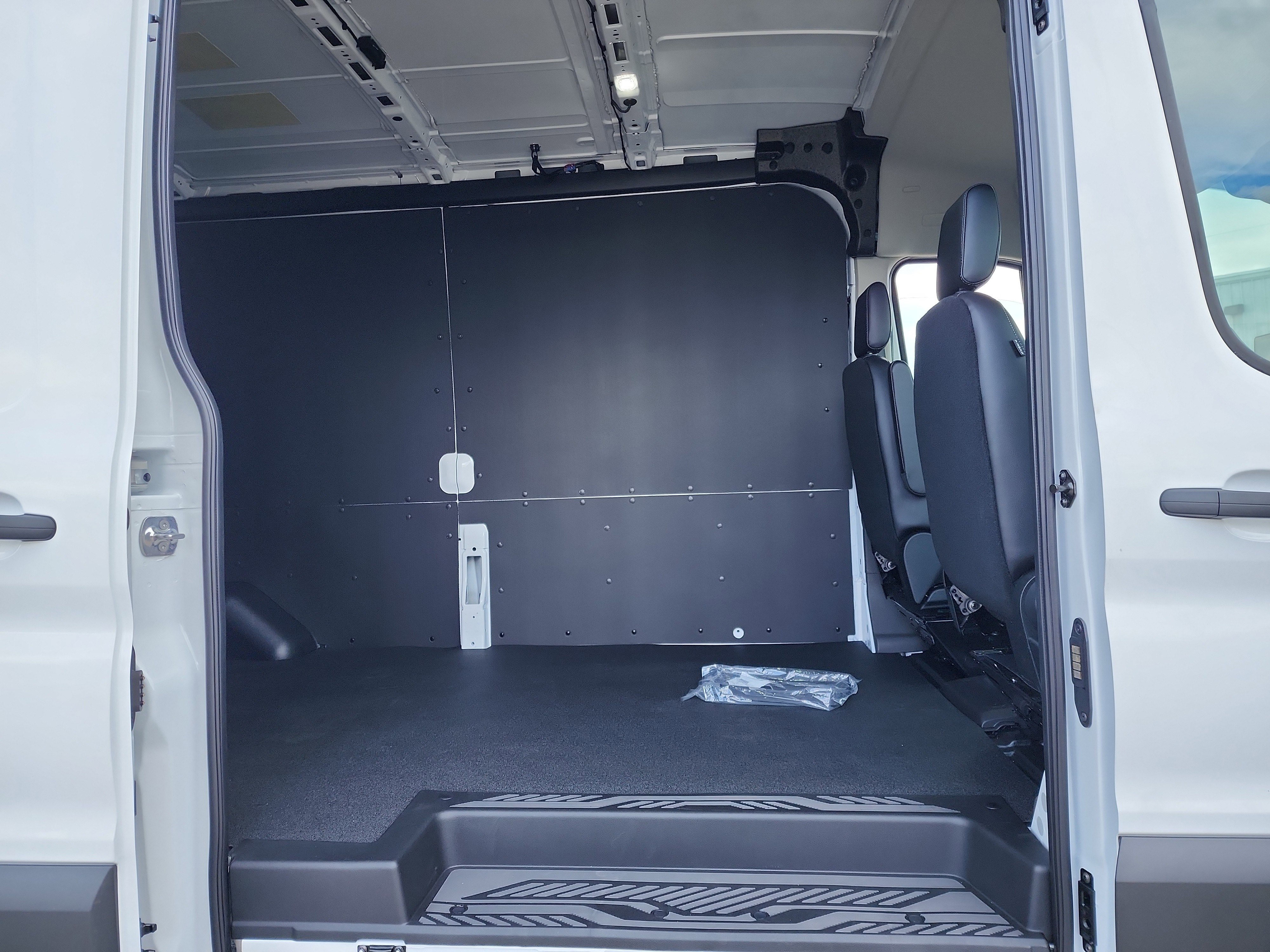 New 2026 Ford Transit 250 148 Medium Roof image 11