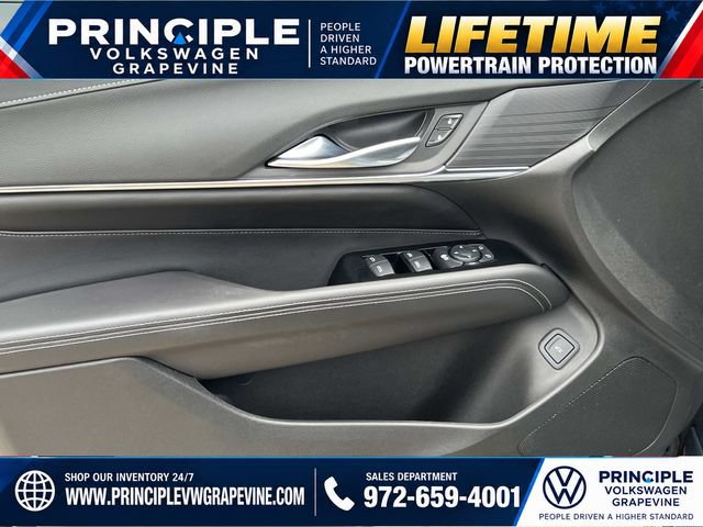 Used 2023 Cadillac CT4 Luxury RWD image 10