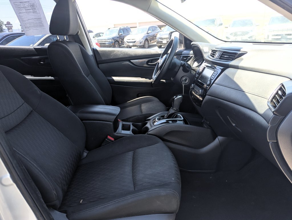 Used 2019 Nissan Rogue S FWD image 30