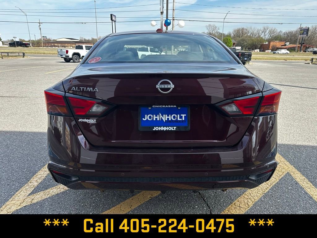 Used 2025 Nissan Altima 2.5 SV image 6