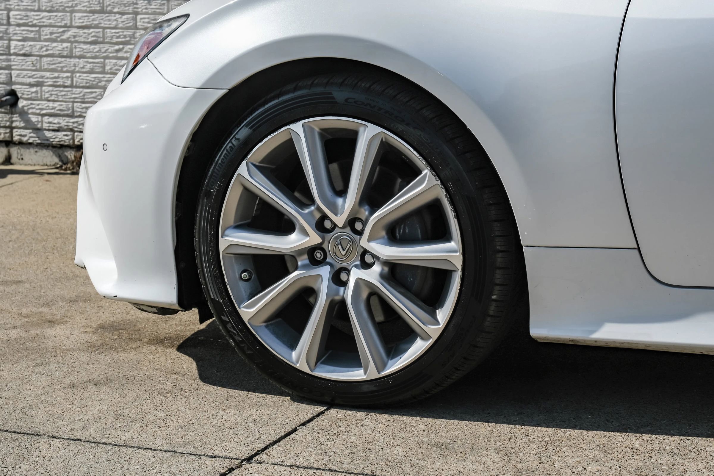 Used 2016 Lexus RC 350 w/ Luxury Package RWD image 46