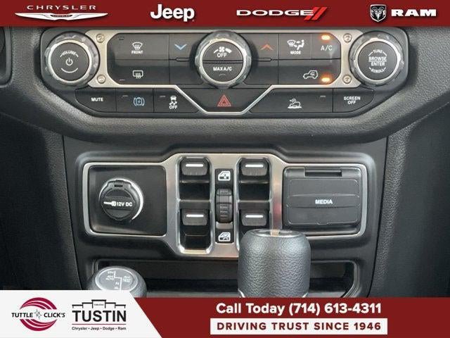 New 2025 Jeep Wrangler Unlimited Sport S 4xe w/ Technology Group AWD/4WD image 41