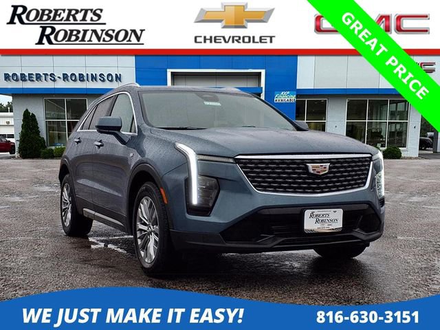 Used 2025 Cadillac XT4 Premium Luxury image 1