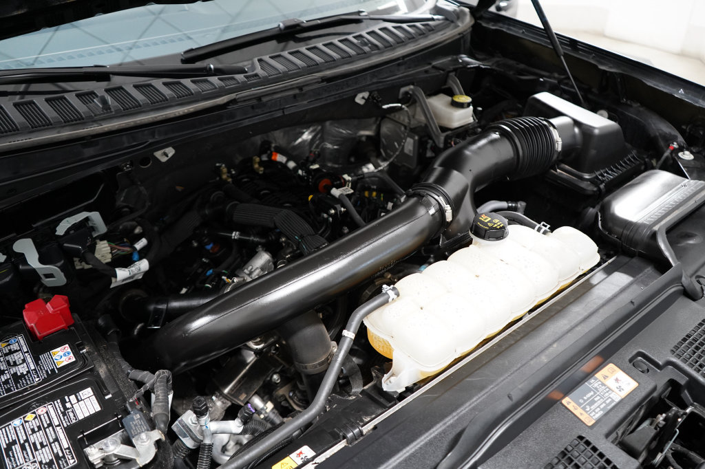 Certified 2025 Ford Expedition Platinum AWD/4WD image 35