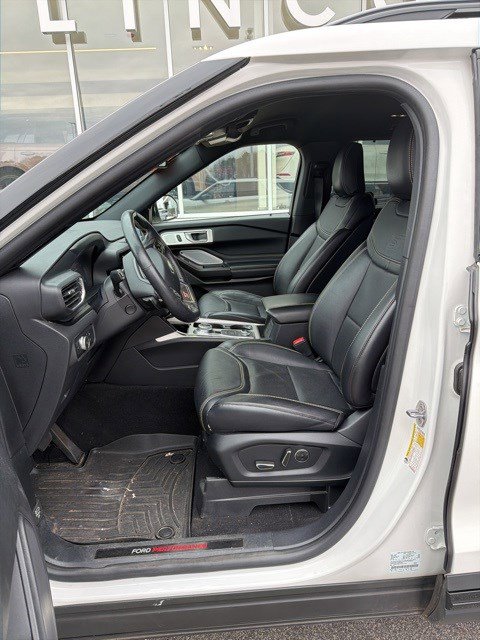 Used 2020 Ford Explorer ST w/ Premium Technology Package image 11