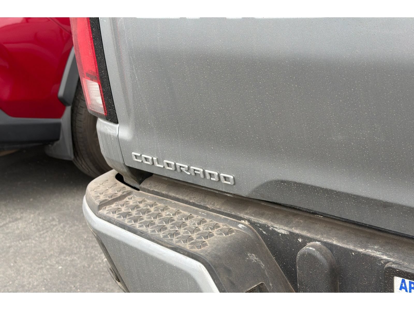 Used 2024 Chevrolet Colorado LT w/ LT Convenience Package III RWD image 7
