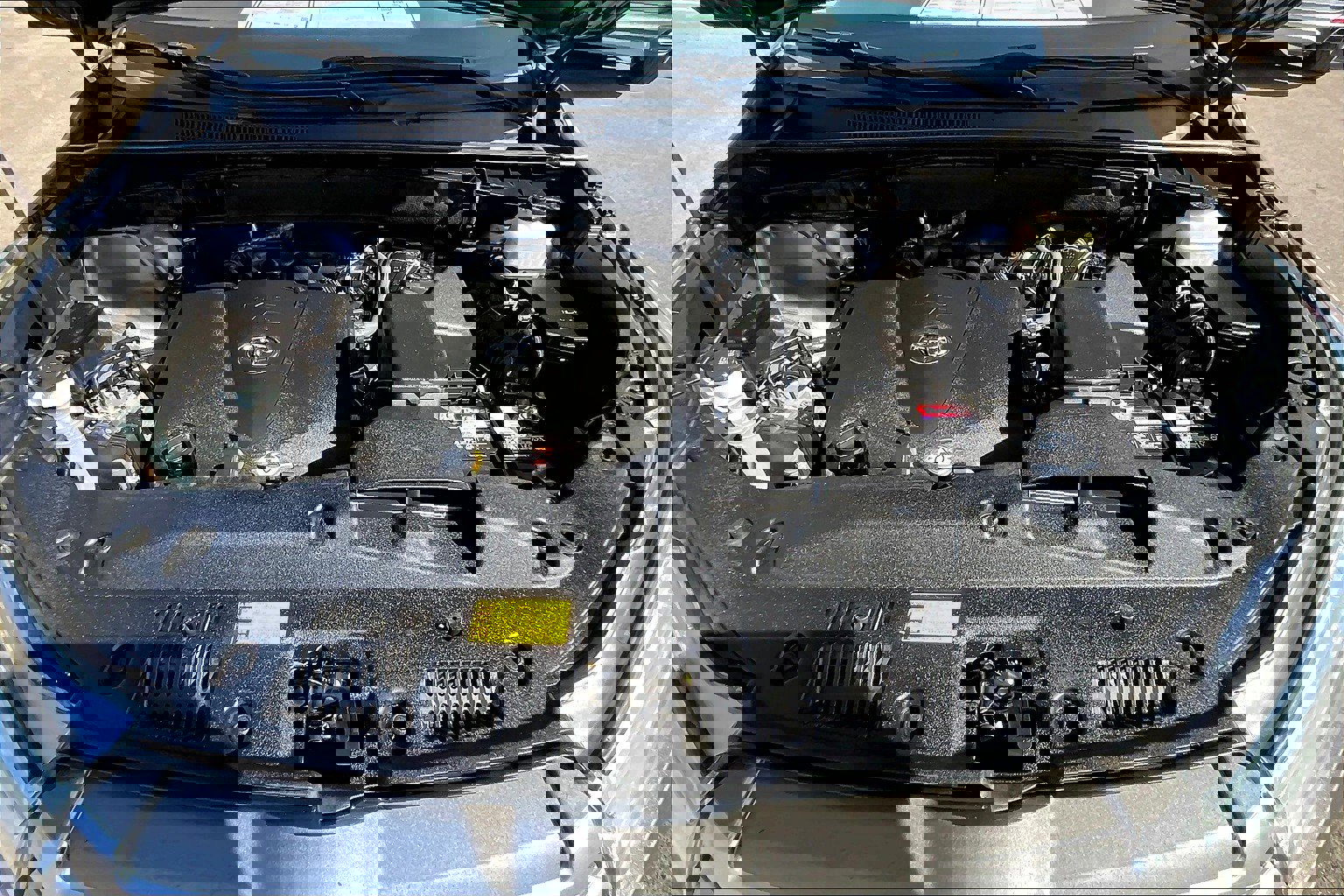 Used 2018 Toyota Highlander LE image 9