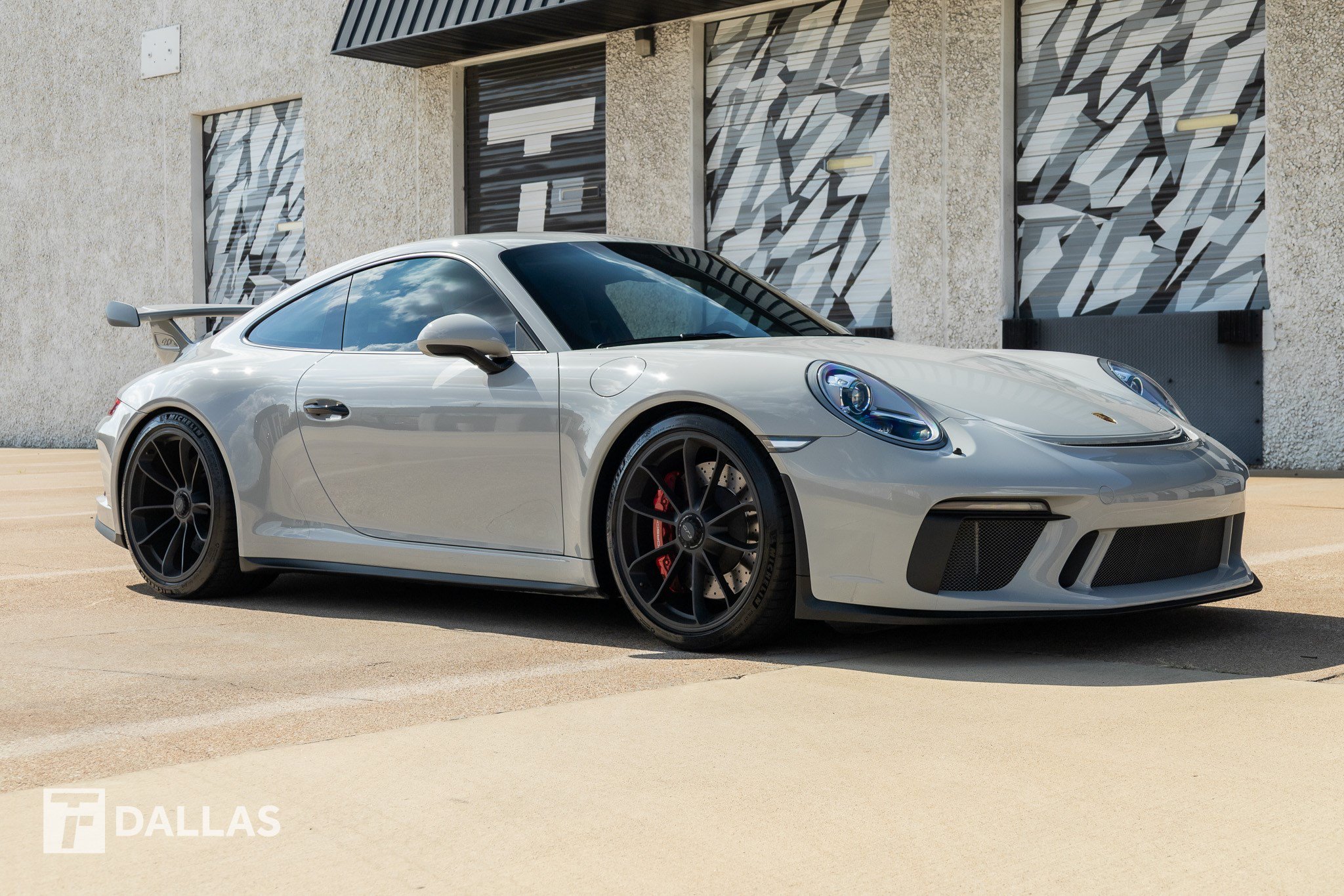 Used 2018 Porsche 911 GT3 RWD image 18
