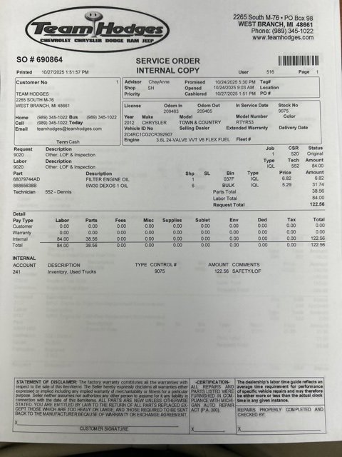 Used 2012 Chrysler Town & Country Touring-L w/ Driver Convenience Group image 29