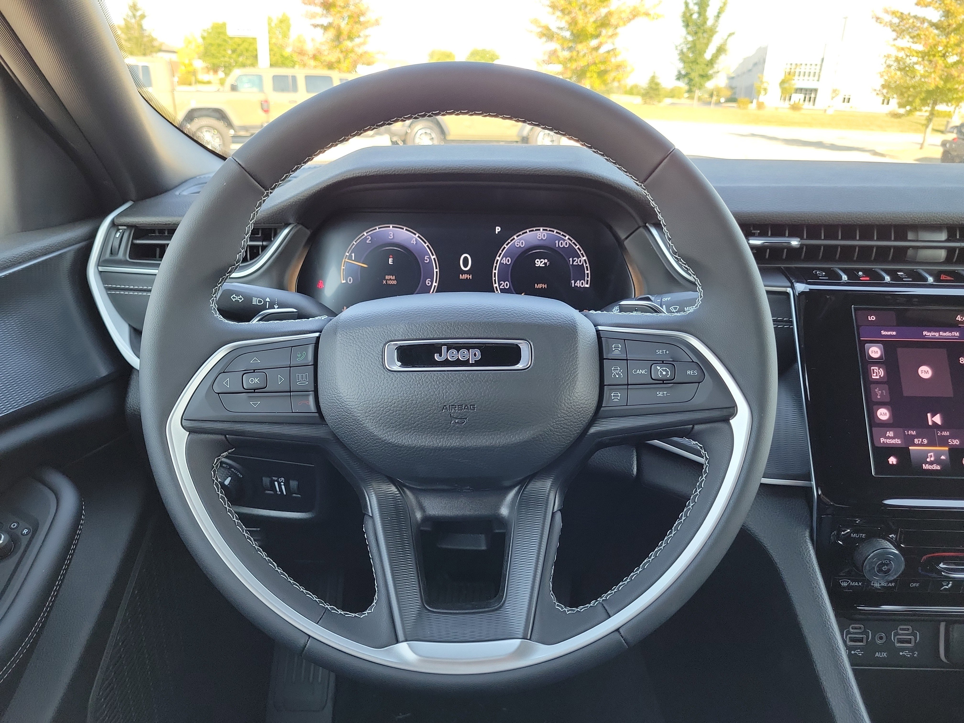New 2025 Jeep Grand Cherokee Laredo X image 21