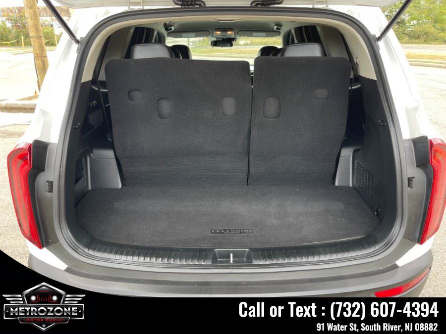 Used 2021 Kia Telluride LX AWD/4WD image 19