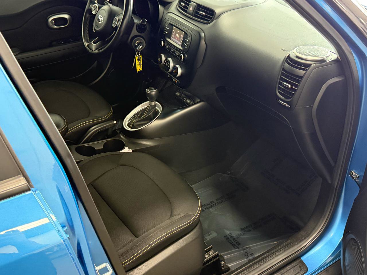 Used 2016 Kia Soul + w/ Designer's Package FWD image 16