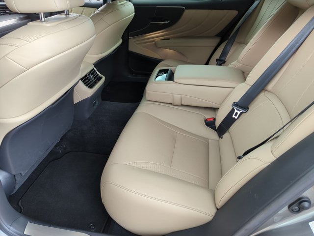 Used 2024 Lexus LS 500 RWD image 19