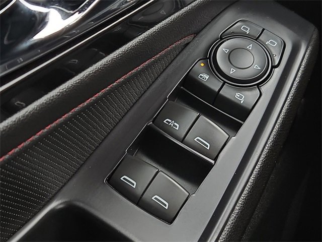 Used 2022 Chevrolet Traverse RS image 28