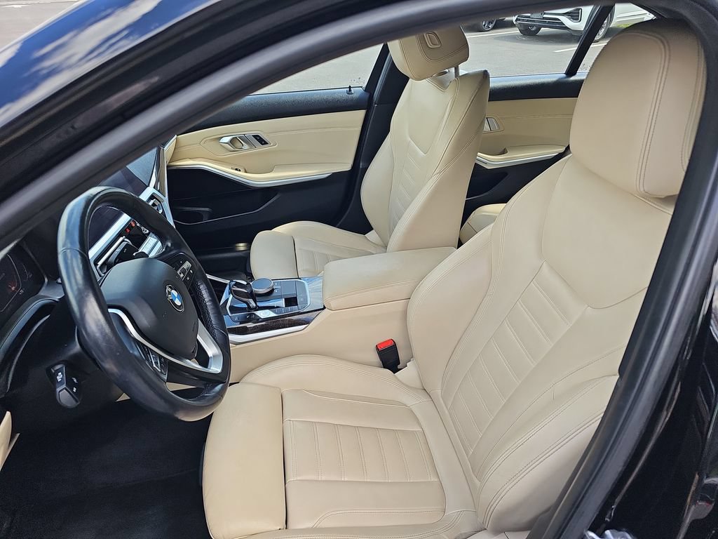 Used 2020 BMW 330i xDrive Sedan w/ Premium Package AWD/4WD image 10