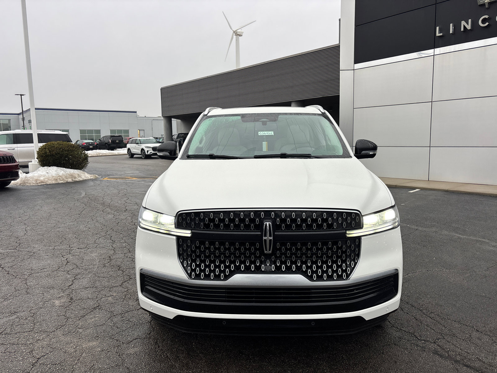 New 2026 Lincoln Navigator Reserve image 2