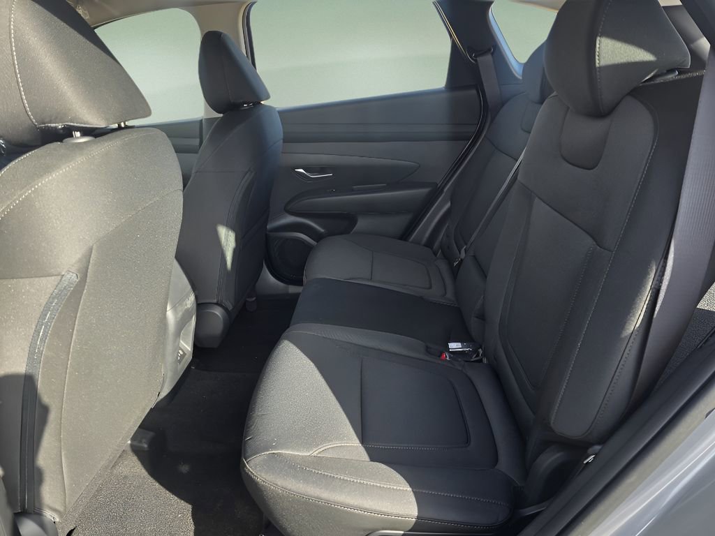 New 2026 Hyundai Tucson SE image 14