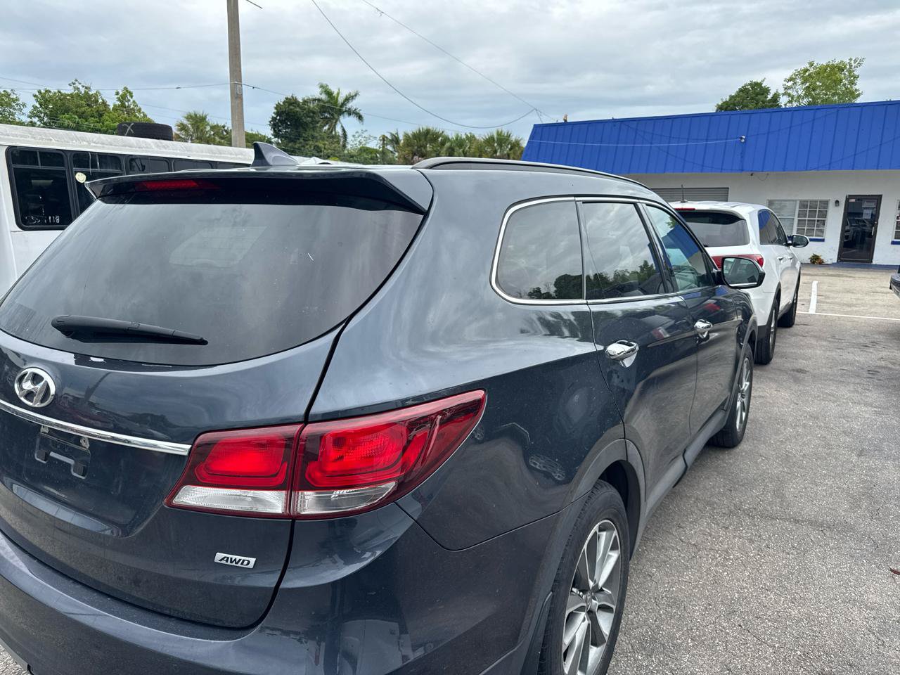 Used 2019 Hyundai Santa Fe XL SE AWD/4WD image 5