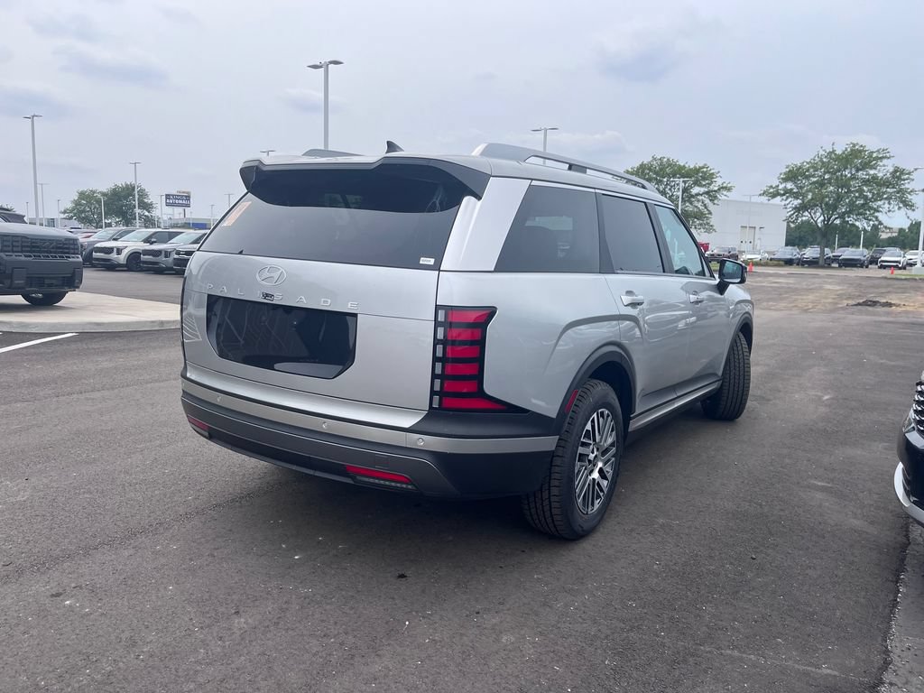 Used 2026 Hyundai Palisade SEL FWD image 3