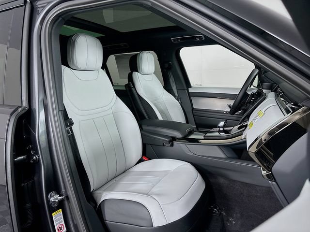 New 2026 Land Rover Range Rover Sport Dynamic SE AWD/4WD image 26
