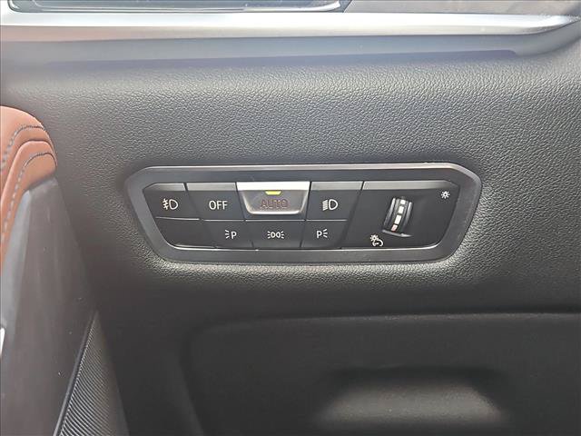 Used 2022 BMW X7 M50i AWD/4WD image 21