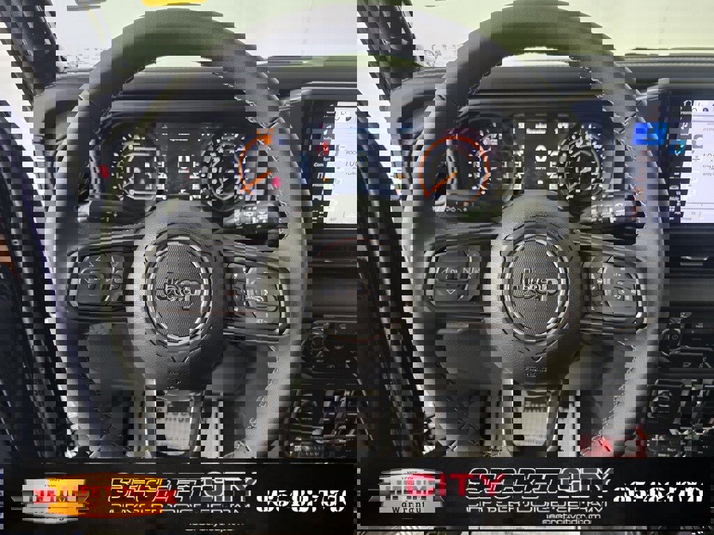 New 2025 Jeep Wrangler Unlimited Rubicon w/ Steel Bumper Group image 15