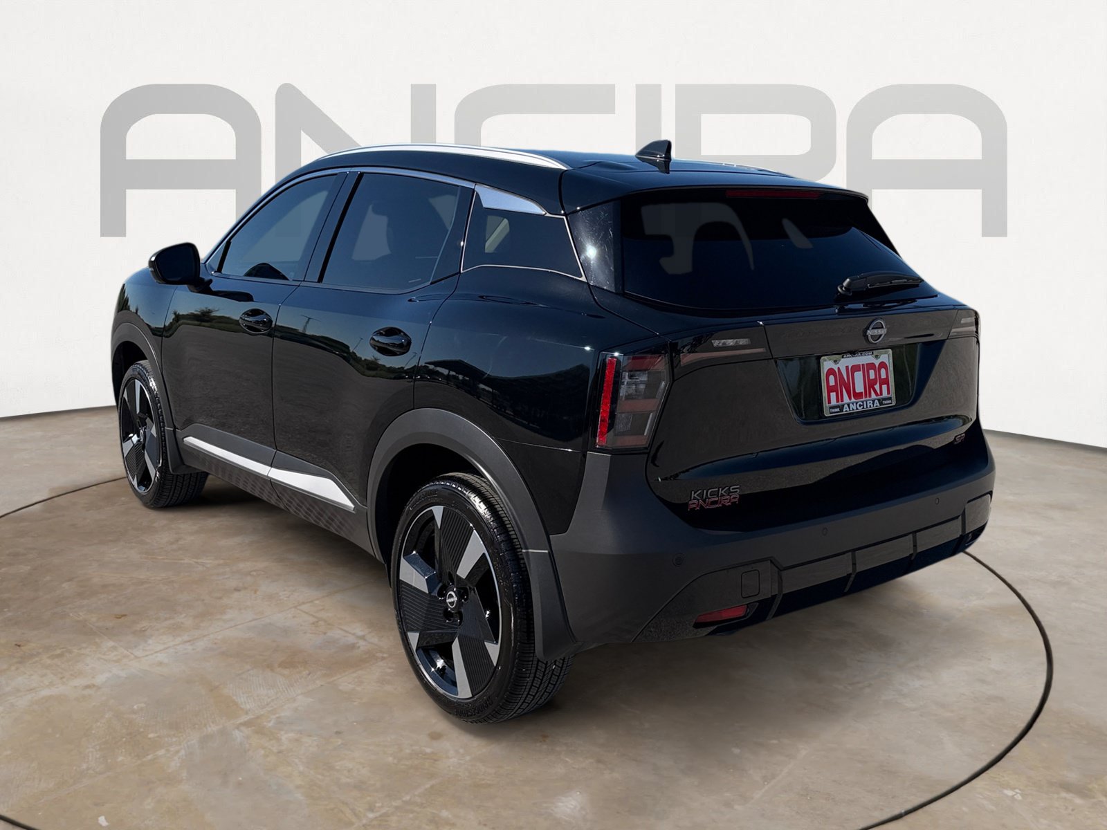 Used 2026 Nissan Kicks SR FWD image 8