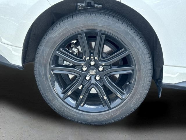 Used 2023 Ford Edge ST-Line AWD/4WD image 18