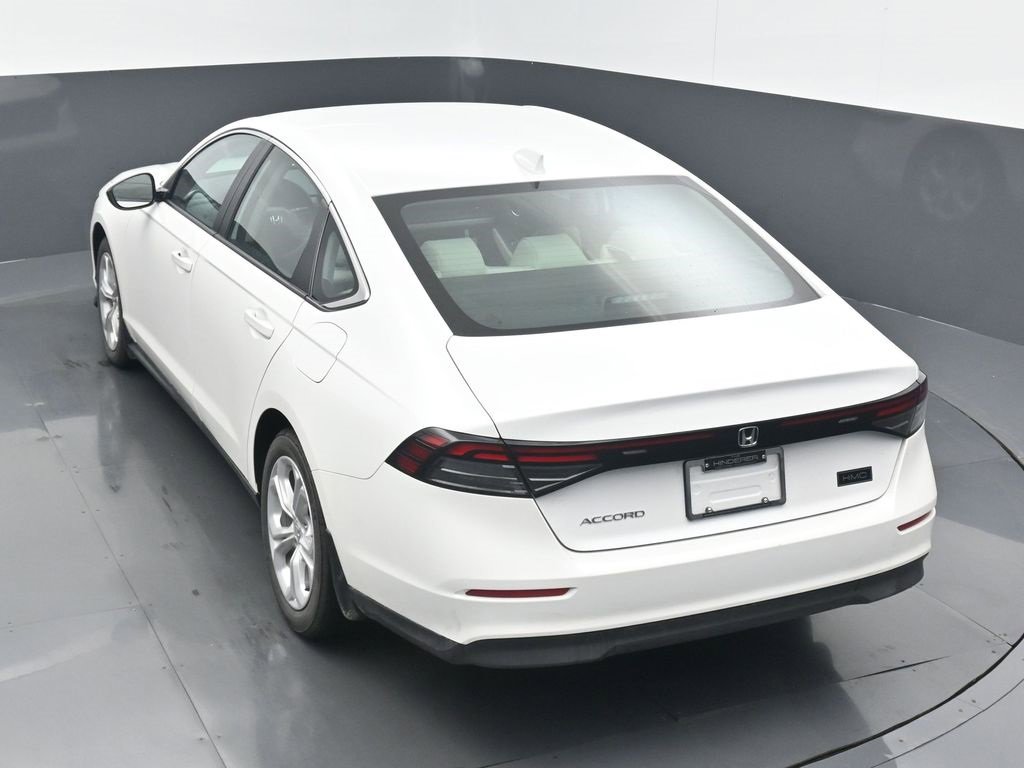 Certified 2025 Honda Accord LX image 18