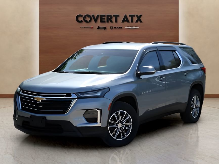 Used 2023 Chevrolet Traverse LT image 1