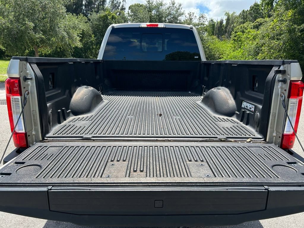 Used 2017 Ford F350 Lariat w/ Lariat Ultimate Package AWD/4WD image 53