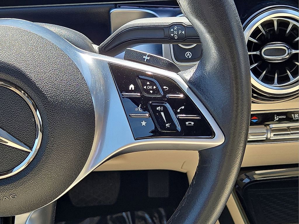 Used 2025 Mercedes-Benz GLB 250 image 19